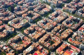 ¿Buscas piso en Barcelona? Estos son los barrios más buscados (y por qué enamoran)