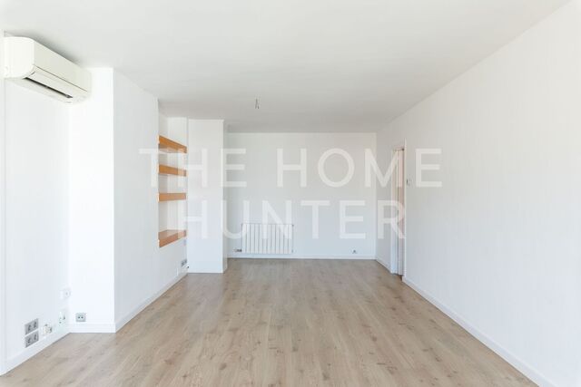 MANUEL GIRONA / SARRIÁ