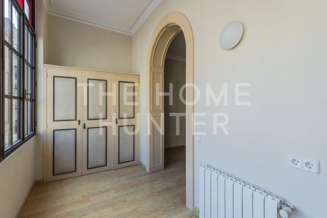 98 sqm flat for sale in Barcelona