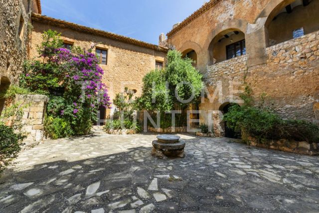 Església / Castell de Creixell