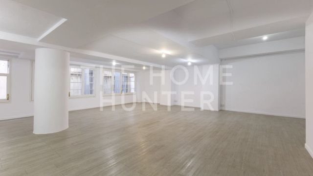 72 sqm office for rent in Barcelona