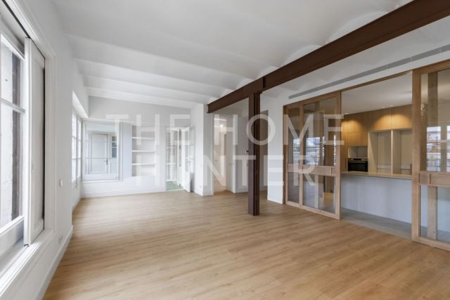 ROGER DE LLURIA / EIXAMPLE 