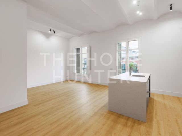 ROGER DE LLURIA / EIXAMPLE