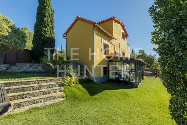 MAS DE MONTOBRA / OLIVELLA