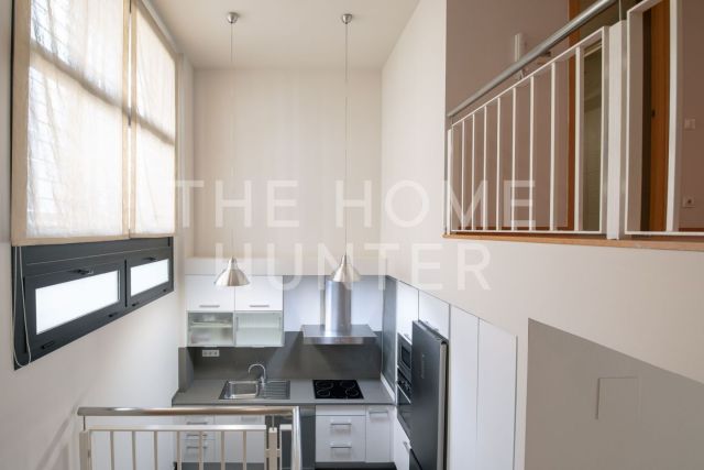 200 sqm flat for rent in Barcelona