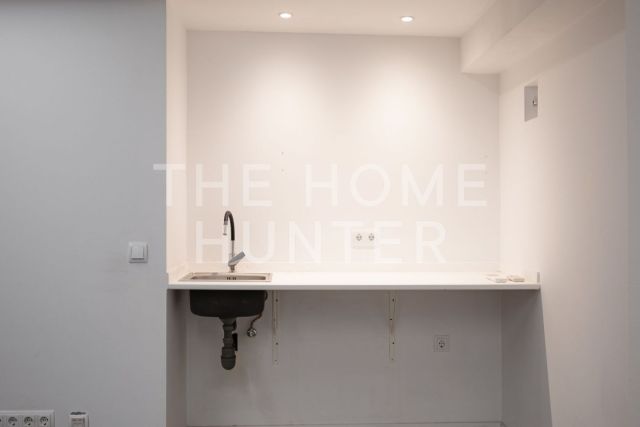 106 sqm commercial for rent in Barcelona