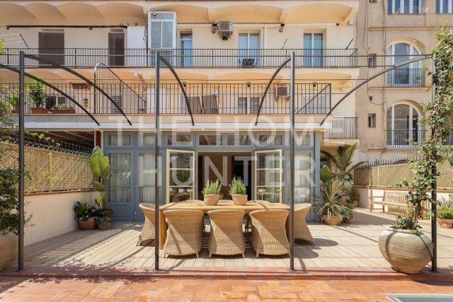 219 sqm flat for sale in Barcelona
