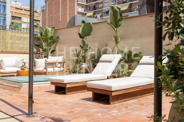 219 sqm flat for sale in Barcelona