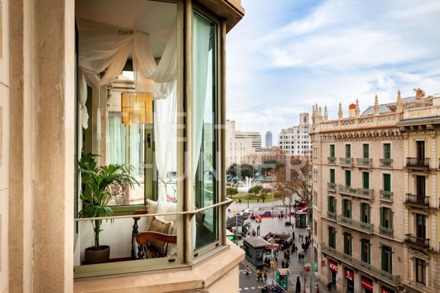 Ronda de la Universitat / Dreta de l'Eixample