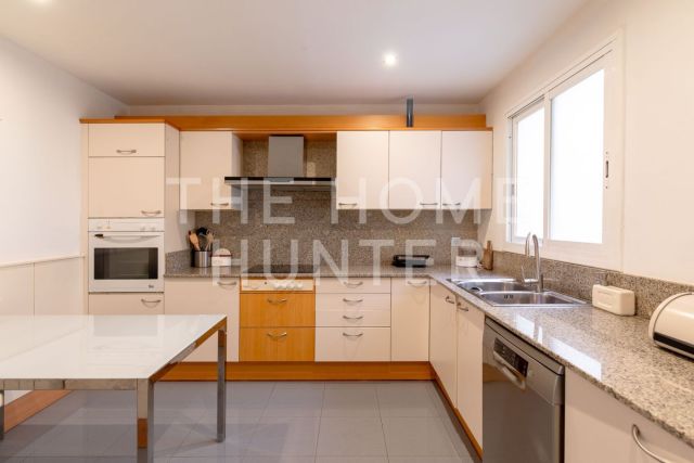 173 sqm flat for sale in Barcelona