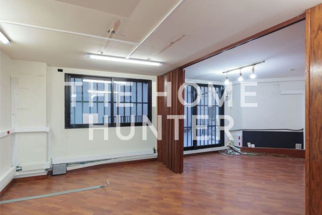 157 sqm commercial for rent in Barcelona