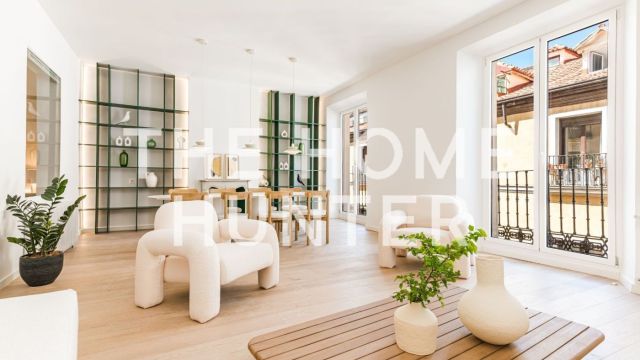176 sqm luxury flat for sale in Madrid