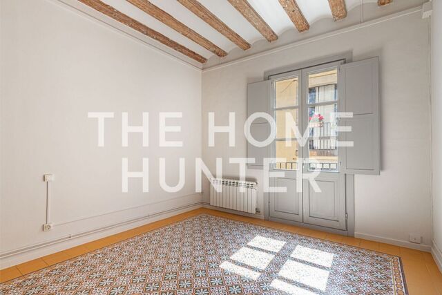 76 sqm flat for sale in Barcelona